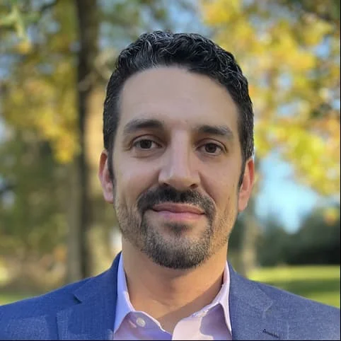 Mark Kallback — CCO, Ariatech Ventures